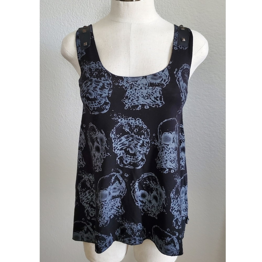 Skull tank top